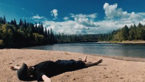 Alexandr Smirnov Instagram - Расстаюсь с интернетом на 2 недели 🌳🌲🌿 $taY tUn£d 📡