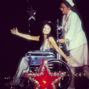 Alexandra Holden Instagram - Thank you @michaelpatrickjann for my "crowning" achievement.  #tbt #dropdeadgorgeous #dontcryoutloud #melissamanchester #shesskinnynotdeaf #wheelchair