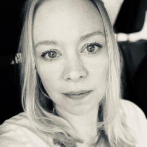 Alexandra Holden Instagram - #challengeaccepted thanks @lindsayroseholden for nominating me!  Let’s all love each other! ❤️❤️❤️❤️❤️❤️❤️❤️❤️❤️❤️❤️❤️ #womensupportingwomen