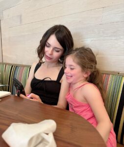 Alexandra Krosney Top 100 Instagram Photos and Posts