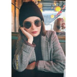 Alexandra Krosney Instagram - “By the way, that's a cute hat” - Bob Dylan and hat enthusiasts everywhere.