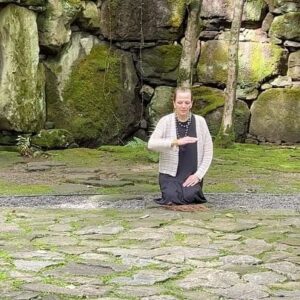 Alexandra Munroe Instagram - Inspired by a hidden rockery in Kyoto…

#inspiration #kyoto #gardens #alexkerr  #ancientspirits