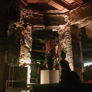 Alexandra Neldel Instagram - BaustellenParty mal anders...#wempexvogue #kadewe #voguefashionnightout