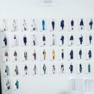 Alexandra Neldel Instagram - Ich kann mich einfach nicht entscheiden...AW Looks 2017 #dorotheeschumacher #backstage