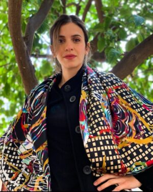 Alexandra Tavoulari Instagram - Giveaway❗️❗️ ΕΛΗΞΕ 

Εγώ το φόρεσα και ξετρελάθηκα κυρίως με την υφή του και τα χρώματα του! Και επειδή χρειαζόμαστε πολύ χρώμα αυτές τις δύσκολες μέρες.. αποφασίσαμε με την @betandmalfie να χαρίσουμε σε μία-έναν τυχερή-ό ένα μοναδικό μεταξωτό φουλάρι! 

Πάρε μέρος στην κλήρωση ακολουθώντας τα γνωστά βήματα: 

👉🏼follow @betandmalfie 
👉🏼like στην φώτο 
👉🏼tag 3 φίλες

Ο διαγωνισμός λήγει 25/11.
Όσο περισσότερες συμμετοχές τόσο περισσότερες πιθανότητες! 😉
Good luck ladies and gents...

#giveaway #silk #silkscraves #betandmalfie #follow #tag #comment
