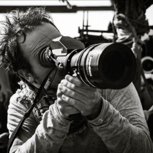 Alexandre Astier Instagram - Le premier épisode de Kaamelott a été diffusé il y a quinze ans, jour pour jour…
Est-on seulement à mi-chemin ?
#2020 #KV1 @frenchfred
