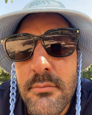 Alexandre Giudi Instagram - De loin où de près je vous aime🫶, et je reviens en très grande forme! #bongagnantmagazine