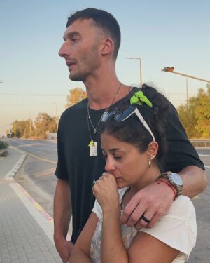 Alexei Brovarnik Instagram - Through darkness we always find the light. 🇮🇱 
📍: Nova Festival Site 
#israel #wewilldanceagain #nova #amisraelchai