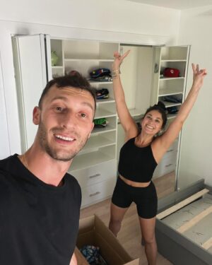 Alexei Brovarnik Instagram - Lately ❤️💙🩵🩵🩷 
A lot of people would question “why don’t you just buy a house instead of living in a condo” as if it was such an easy and casual decision to make … the reality is, we took our time and when we were ready, it happened. Hard work and patience and are so excited for this next phase for our family! 
#teambrovarnik #partyoffive #nextchapter #hardworkpaysoff