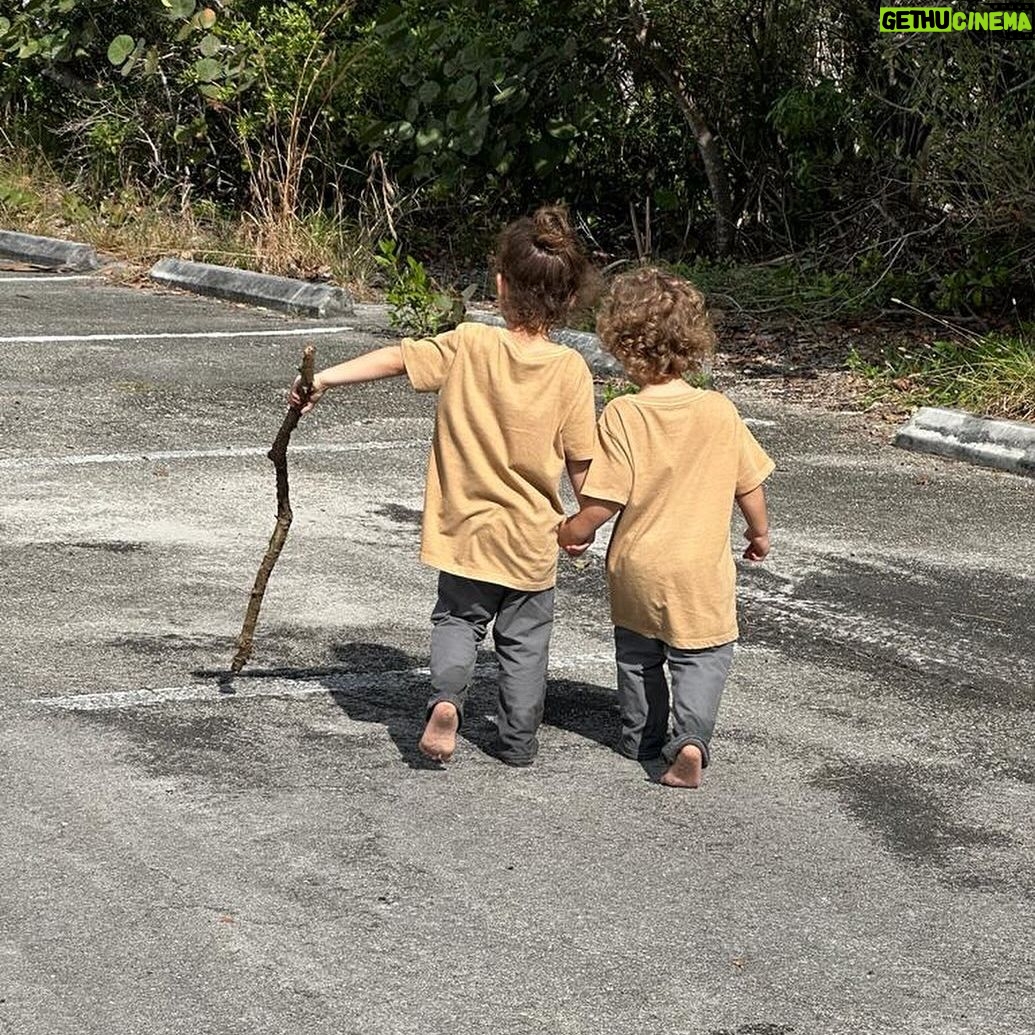 Alexei Brovarnik - 13.2K Likes - About yesterday’s adventure .
#teambrovarnik #dadlife❤️ #outdoor #soflo