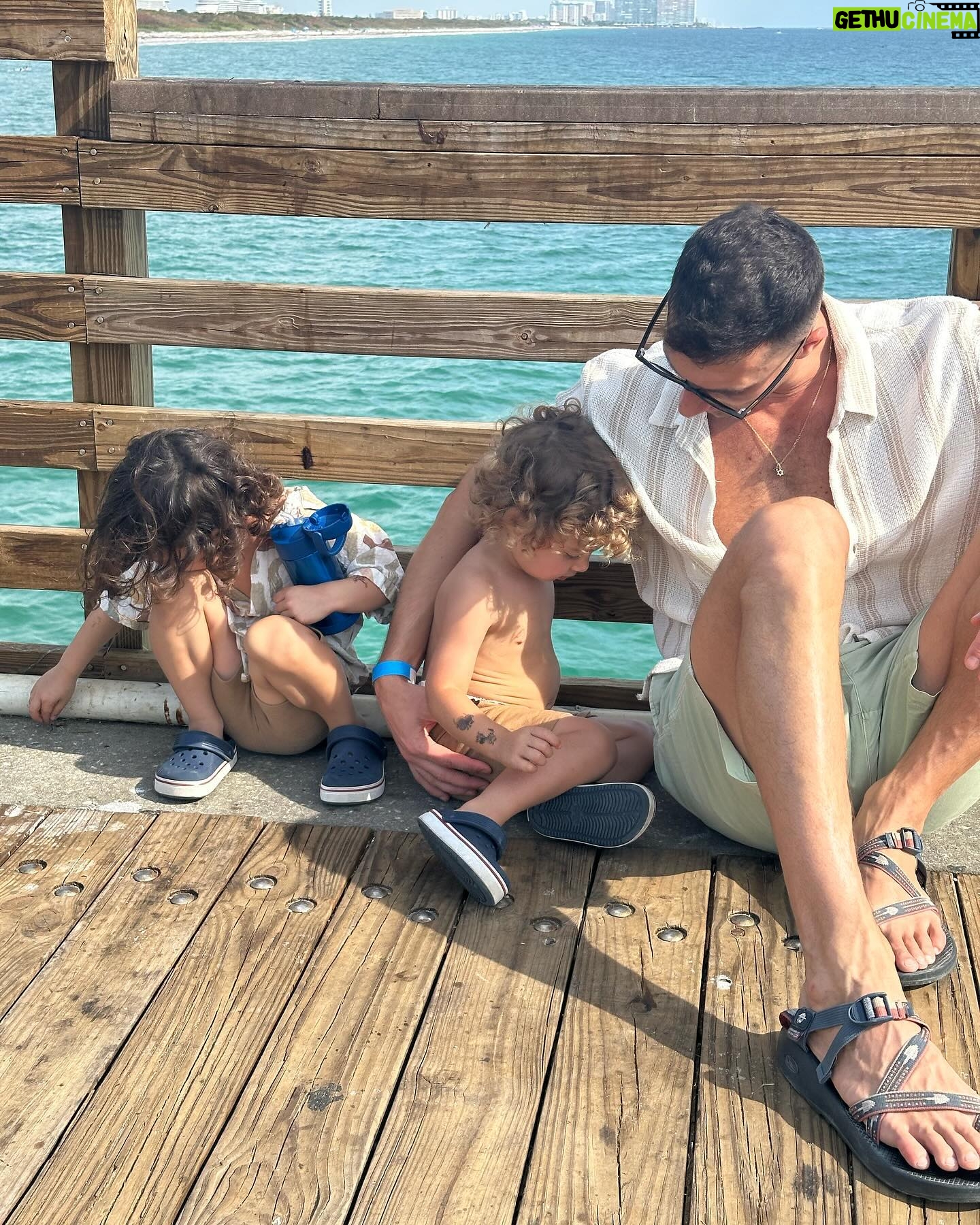 Alexei Brovarnik - 20.1K Likes - Fam day ❤️ ☀️ 🕶️
#teambrovarnik #family #together