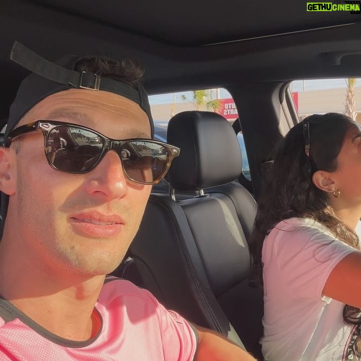 Alexei Brovarnik - 20.2K Likes - Date night 🫶🏼🫶🏼
#teambrovarnik #intermiamicf #90dayfiancehappilyeverafter #lorenandalexei