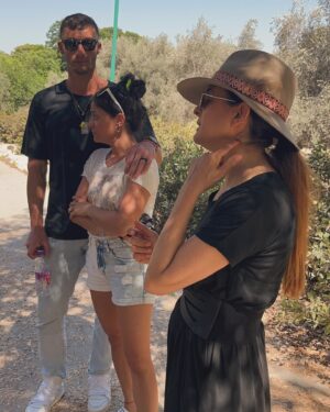 Alexei Brovarnik Instagram - They will not break us. 🇮🇱 
📍: Kibbutz Be’eri 
#israel #amisraelchai