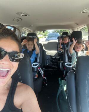 Alexei Brovarnik Instagram - My Brovarnik blessings that are never taken for granted! ❤️💙🩵🩵🩷✡️
#teambrovarnik #thebrovbunch #mymishpucha #familyovereverything