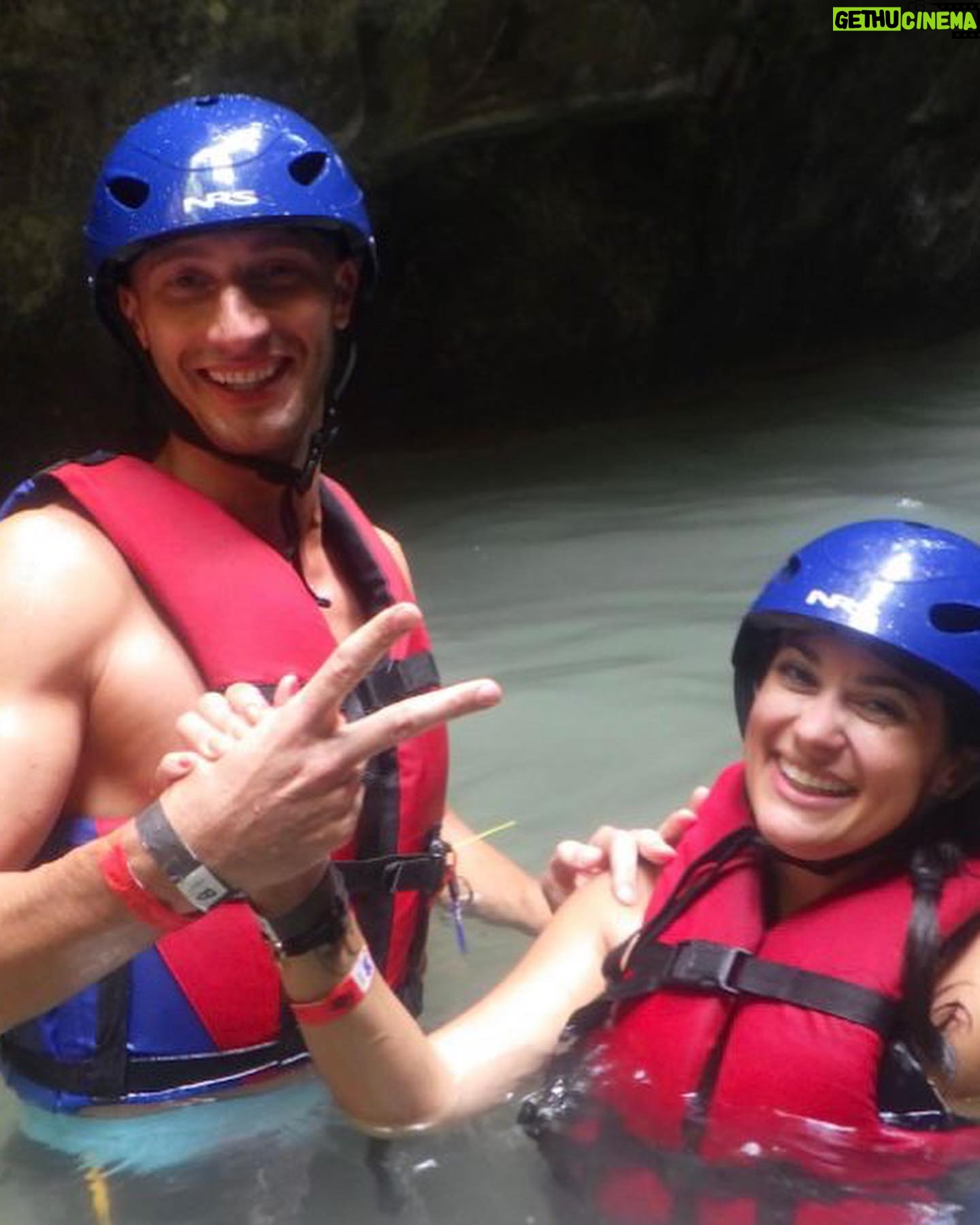 Alexei Brovarnik - 34.3K Likes - It’s been just a week , take us back !!
#teambrovarnik #vacation #zipline #waterfals