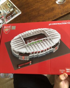 Alfie Allen Instagram - It’s back in the box. And that’s where it will remain. Til a later date. Tip: if you’re in quarantine, don’t try to build a 3486 piece FAKE Lego Arsenal stadium. Extremely frustrating. Wash your hands ✌️