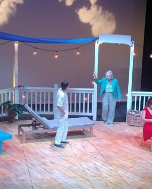 Alfonsina Molinari Instagram - ¡Sólo quedan DOS funciones de 🎭HIJOS !
Los próximos sábados 13 (Yauco) y 20 de julio (Barceloneta).
Con Alfonsina Molinari @lamolinari 
Jorge Castro @jacpr 
Yamaris Latorre @yamarislatorre 
Y Misma
bajo @produccionesgirasol 
¡No te la puedes perder! “
Te hará reír😂 y llorar😢.
¡Será una experiencia inolvidable!
Boletos en @ticketera 
#lavidaesbella