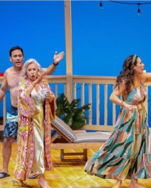 Alfonsina Molinari Instagram - ¡Sólo quedan DOS funciones de 🎭HIJOS !
Los próximos sábados 13 (Yauco) y 20 de julio (Barceloneta).
Con Alfonsina Molinari @lamolinari 
Jorge Castro @jacpr 
Yamaris Latorre @yamarislatorre 
Y Misma
bajo @produccionesgirasol 
¡No te la puedes perder! “
Te hará reír😂 y llorar😢.
¡Será una experiencia inolvidable!
Boletos en @ticketera 
#lavidaesbella