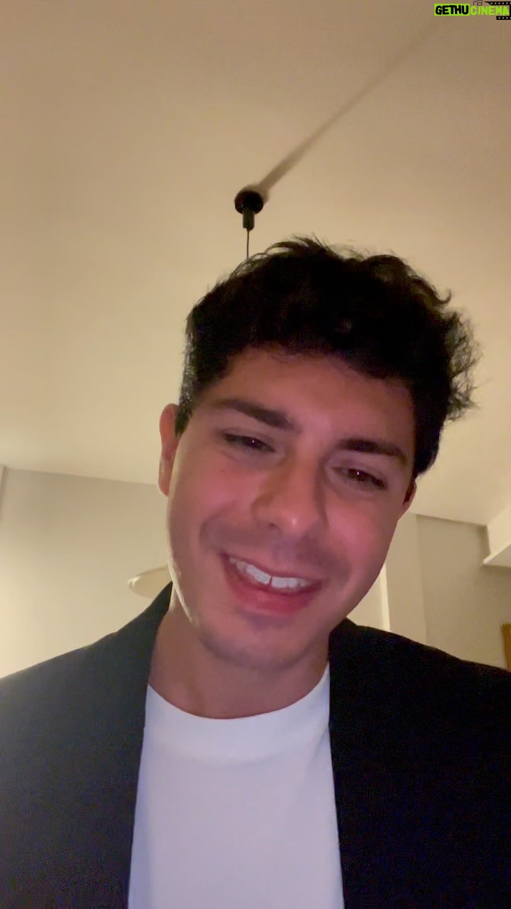 Alfred García - 3.9K Likes - Gràcies.