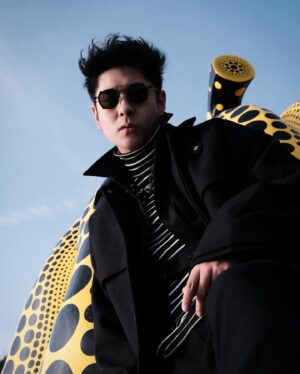 Alfred Hui Instagram - 【 🎃 Day 10 】
/
明明南瓜應該係橙色㗎嘛…
/
#自許紀錄 於 日本直島
@alf_records