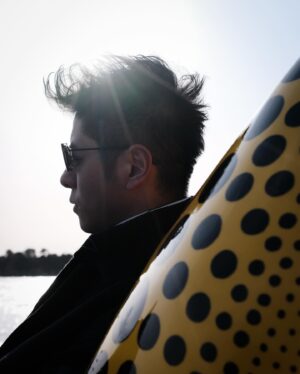 Alfred Hui Instagram - 【 🎃 Day 10 】
/
明明南瓜應該係橙色㗎嘛…
/
#自許紀錄 於 日本直島
@alf_records