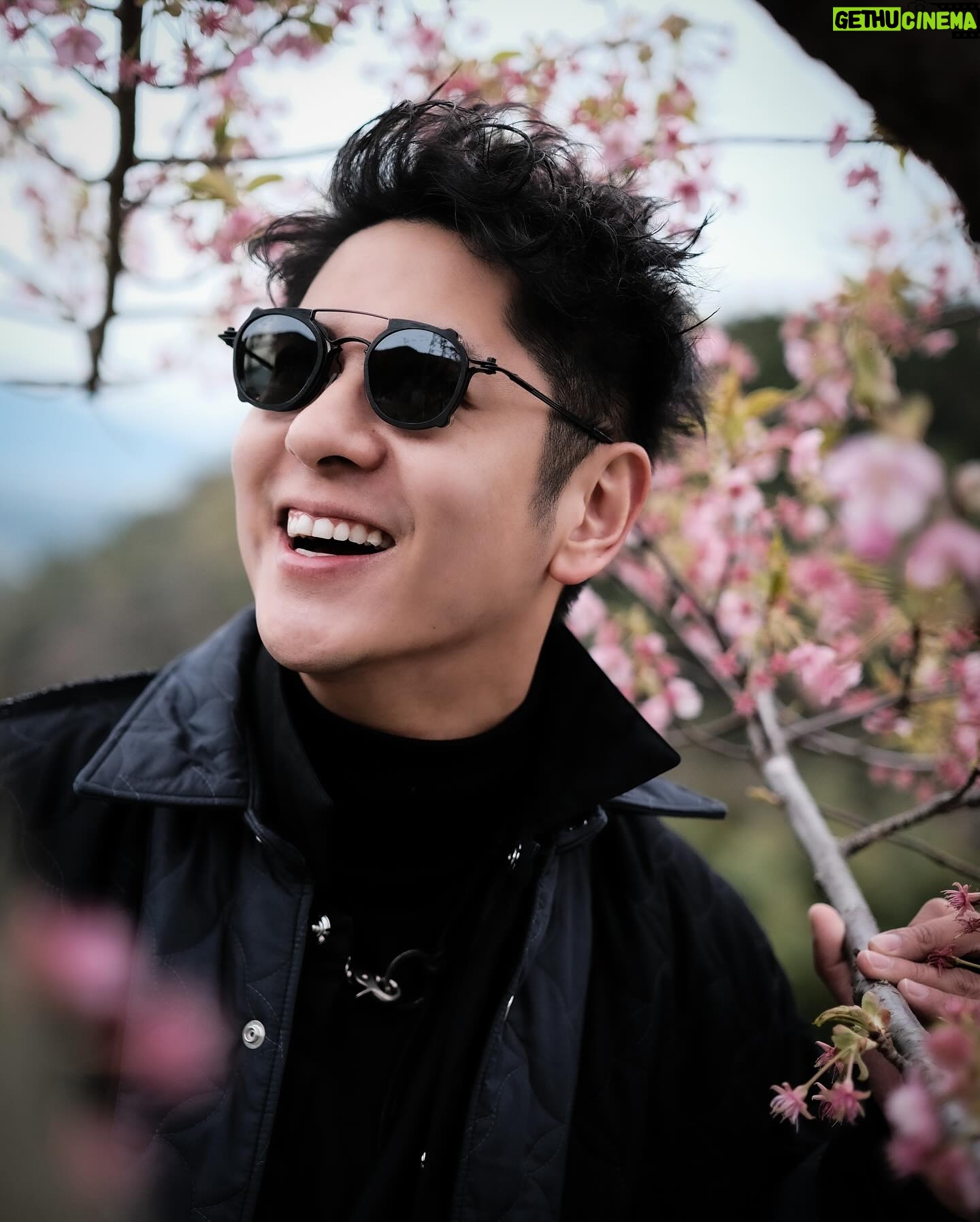 Alfred Hui - 4K Likes - 【 🇯🇵 Day 9 】
/
櫻圖🌸小丸子
/
其實有時唔需要
話開到滿佈櫻花
先可以扮大媽嘅
你識影一樖夠做
/
#樖音po1
#出處你懂的