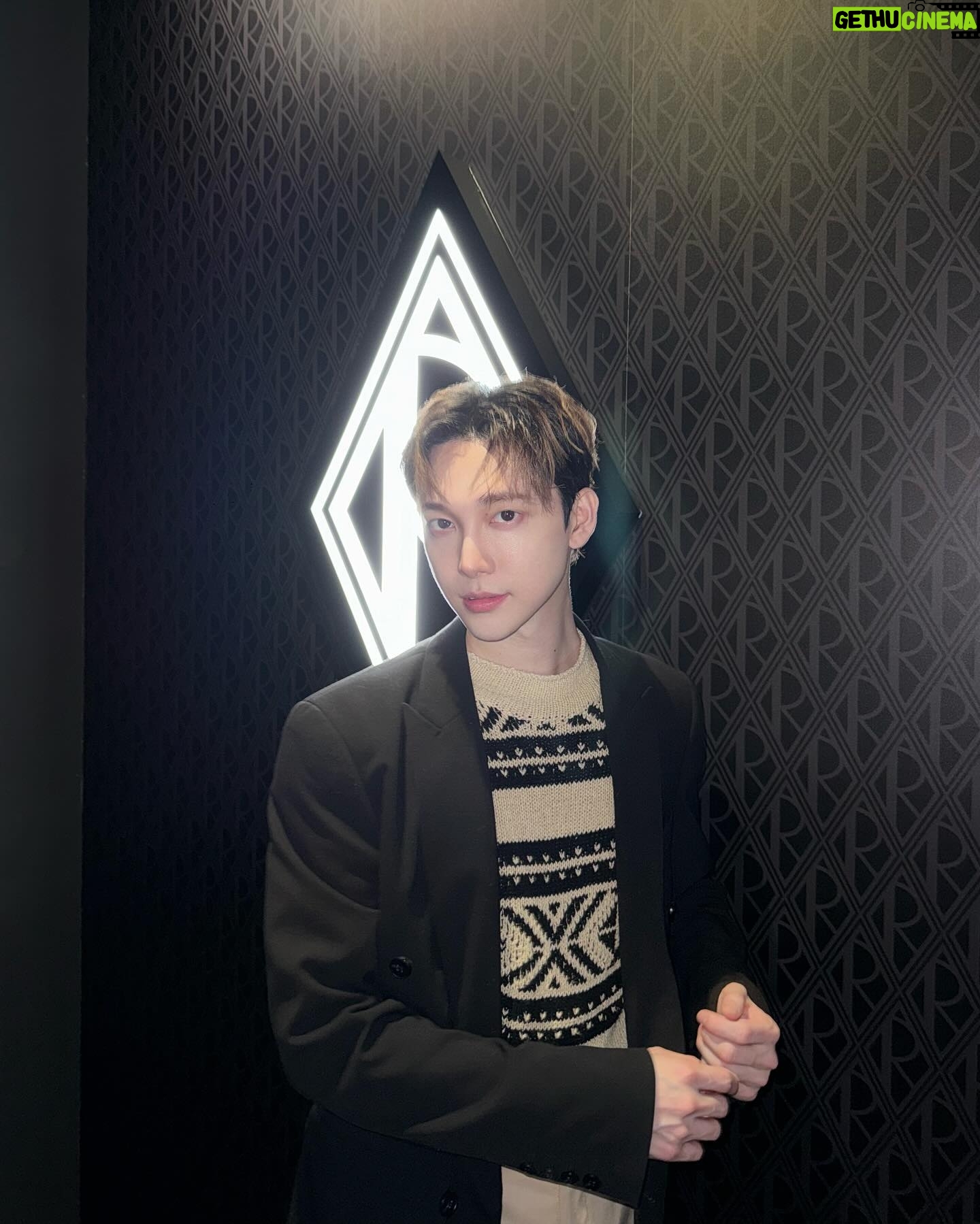 Alfred Sng - 2.3K Likes - An enchanting evening at #RALPHSCLUB with @ralphlaurenfragrances #RALPHLAURENFRAGRANCES
Make up: @zoel.makeup
Hair: @sleepiingalien
Wearing: @ralphlauren