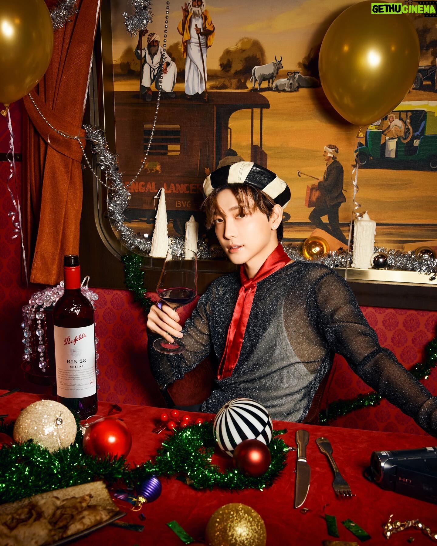 Alfred Sng - 2K Likes - Savour your moments with @penfolds this festive season because every occasion, big or small, deserves the warmth of great wine!
Experience the pinnacle of taste at its exclusive #VentureBeyond pop-up, hosted at @paragon.sg from 7 - 27 Dec 2023.
#EnjoyResponsibly
