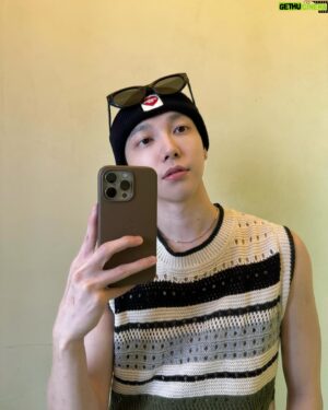Alfred Sng Instagram - Handphone cover suggestions please!!
