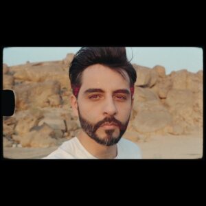 Ali Alsherif Instagram - "#متى_تكي" الان عاليوتيوب - الرابط في البايو

——

موسيقى 🎵

إنتاج وتأليف موسيقي: علي الشريف

غناء: قصي
 (@qusaimuziq)

مساعد إنتاج موسيقي: كين تشو
(@imsleepycat )

مكسنغ وماسترينغ: كين تشو
 (@imsleepycat )
—
ميوزيك فديو 📺

مونتاج: موفق علي
(@mowaliii )

تصوير: منصور علي
(@speciallagz )
—
شكر خاص لمنسق الرحلة “فلاوي”
(@fllawisa )
