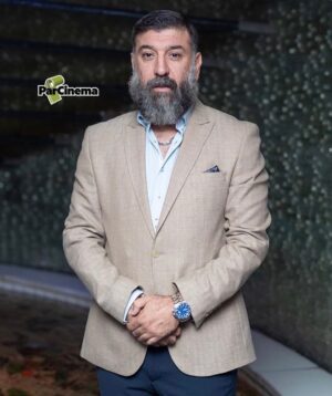 Ali Ansarian Instagram - .
سلام .. ممنونم و سپاسگزارم بخاطر همه خوبی‌هاتون و حمایتتون از فیلم سینمایی کلوپ همسران .. عجیب خوبید شمااااا🙏🙏🙏❤️❤️❤️ ممنونم از تمام دوستان عکاس🙏❤️ لطفا ورق بزنید 🙏