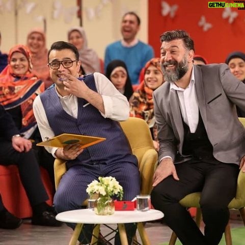 Ali Ansarian - 122.1K Likes - .
سلام.. امشب برنامه خندوانه ساعت ۱۱ شبکه نسیم مهمون شما هستیم.. تکرار ۳شب
صبح۷
ساعت ۱۱صبح
ساعت ۵ عصر
در ضمن این برنامه قبل عید ضبط شده و با احترام به تمام مردم عزادار کشورم ،شیراز ،گلستان،لرستان وخوزستان،،🙏🙏🙏🙏🙏🙏 یا حق ۳۳،۲۴
عکاس عزیز و محترم سرکار خانوم طاهره فلاحت پیشه @taherehfalahat@