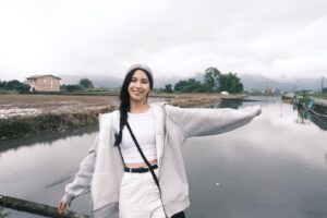 Actress Ali Batu HD Instagram Photos and Wallpapers June 2024