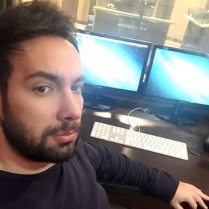 Ali Hosseinzadeh Instagram - لبخند بزن...
لبخند تو دریاست برای من که سالیان سال است خشکیده ام .
.
.

علی حسین زاده
.
.
.
.
#شهر #موسیقی #دلتنگی #رویا  #آهنگساز #پاپ #آهنگ_روز
#ایران  #موزیسین #ایران_کنسرت
#علی_حسین_زاده #بغض #تنظیم #تنظیم_کننده
#حس #شعر #تئاتر #عشق #فیلمبردار #فیلم #هوا #نفس #عکس #دیوار #خدا #خواننده_سنتی #خواننده
#سکوت #موسیقی_ما #تهران