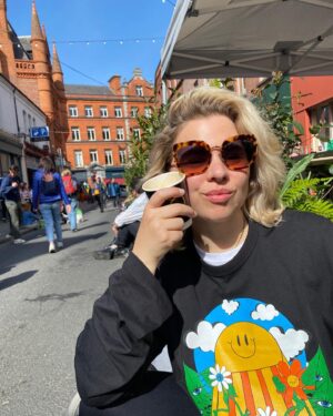 Ali Liebert Instagram - 🇮🇪 Oh Ireland - I'm in love. I can't post any photos of the movie or the fabulous ppl I worked with but I can say I miss them and their giant hearts already.  What an incredible adventure making a film in Ireland and exploring the west with my hunny was a fab way to end the trip 🍀