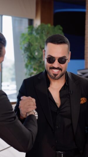 Ali Mahdi Instagram - حضروا نفسكم لمعرفة ماهي وجهة الاكثر شهره في عالم الفن وعن ماذا تحدثوا وهم يعيشون تجربة لا تُنسى في لكزس وبسيارتها؟

#lexus #lexusiraq