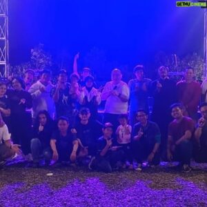 Ali Mensan Instagram - Thank you @saranglabalaba.ent @cultured.eo @soulhubofficial sudah memfasilitasi musisi-musisi indie weekend kemarin. Semoga silahturahmi yang terjalin membuka peluang-peluang tak terbatas di masa depan.

Shout out buat om Ceko @cekospy dan @ejikhadiniofficial yang udah pontang-panting ngadain acara ini. Terima kasih banyak banyak 🙏🏻🙏🏻🙏🏻

Dipertemukan via whatsapp group @indomusikgram