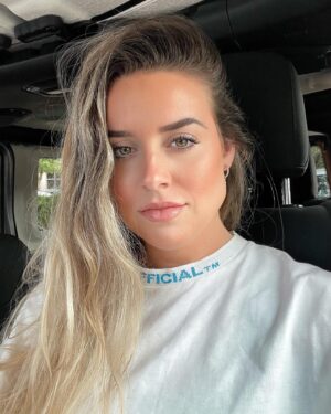Ali Myers Instagram - talk to me nxt yr