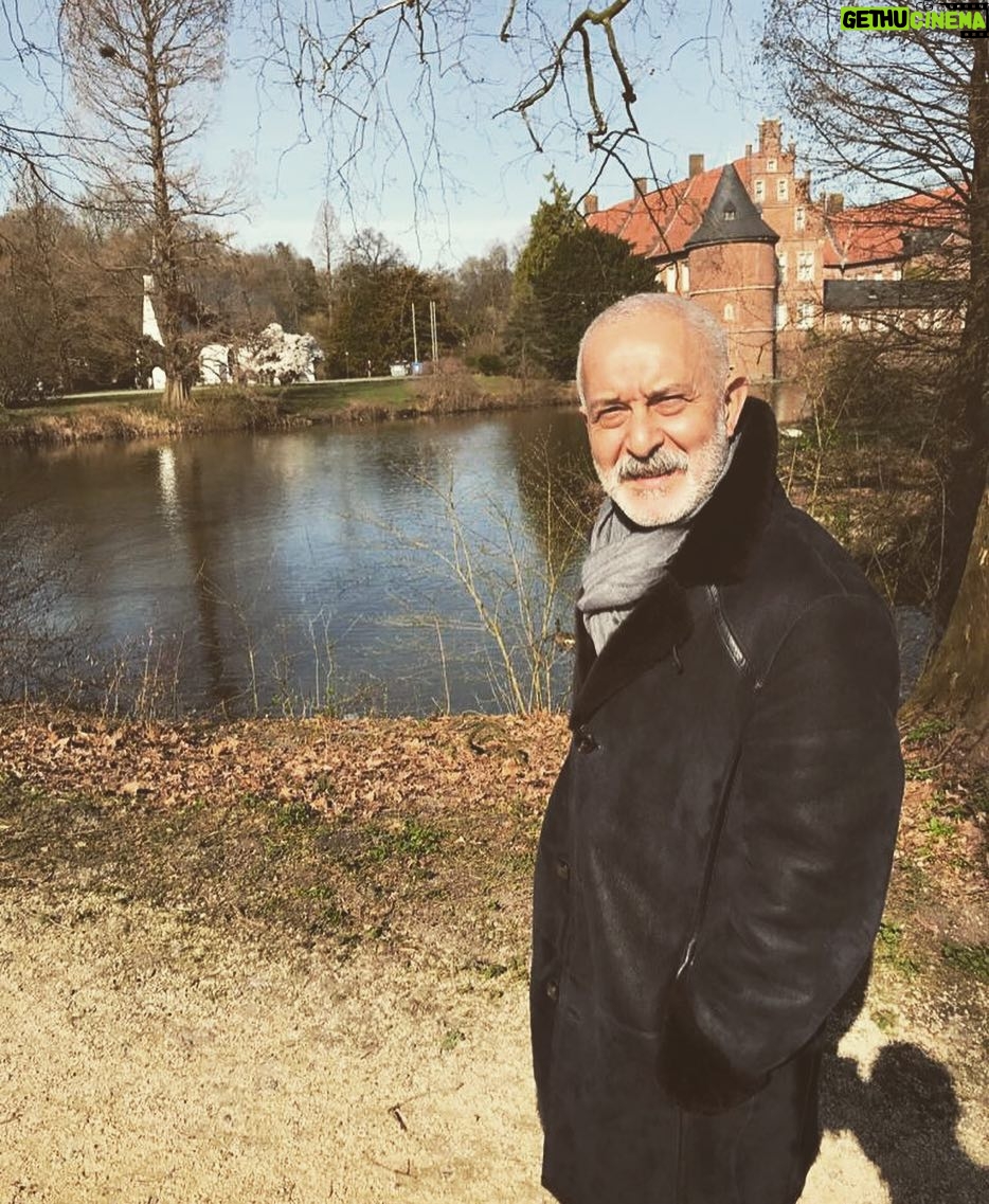 Ali Sürmeli - 9.7K Likes -