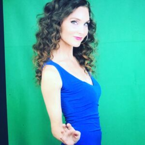 Alicia Minshew Instagram - In character for more @markusredmond project fun. Green screen shoot gone awry. I was so prim and proper to start. Then it all went downhill 😝🍾! Swipe left for the madness. My child would not approve ...🙅🏻! #photoshoot #incharacter #greenscreen #filthy #classybroad #comedy #dreamproject #absurd #notforkids