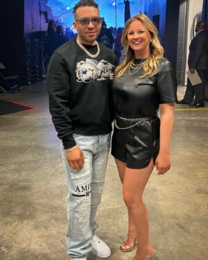 Alicia Zubikowski Instagram - Same mindset, Same drive, Same taste: Best  1 @theonlyjasonlee ☺️levels to this but changing the game one stop at a time! On a mission! 

We make some classic content but we couldn’t even script this one…Wild night, but we made the best of it❤️
