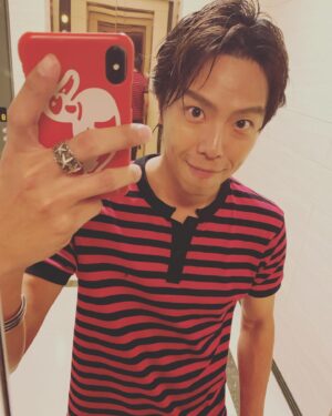 Alien Huang Instagram - 大溪的朋友 謝謝你們的尖叫聲
我快馬加鞭肥到家了
當然是為了看後段的玩很大啊
你也在看嗎？
#綜藝玩很大