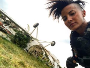 Alin Sumarwata Instagram - HoWzYa MoNDaY?! ⁣
⁣
Filming of new season #strikeback EP 7&8 underway 🙃🎥💨💨💨💨 #onlocation  #itwasntme