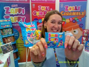 Alina Morse Instagram - If u can't tell, I'm very excited about the Sour Zaffi launch 🍉🫐🍏🍇

I'm also obsessed w my new digi cam 📸

#entrepreneur #newproductalert #newproduct #zollicandy #zollismiles #keepsmiling #shopzolli #sourcandy #sourzaffi #sourzaffitaffy #tradeshowbooth #travelvlog #digitalcamera #digicam