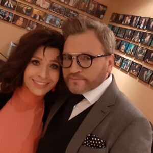 Alisa Mon Instagram - С Новым Годом, дорогой Вадим!!! Пусть все твои проекты будут самыми рейтинговыми, самыми яркими и впечатляющими !!! Пусть несут радость и свет!!! ТЫ, Такменев, и твоя « КОМАНДА» не сравняться сегодня ни с кем и ни с чем!! Самые честные, человечные и профессиональные для меня - это ВЫ!!! Будь счастлив , здоров и любим, дорогой мой ДРУГ!!! ❤️🙏👏👏👏👏👏👏👏👏👏👏👏👏