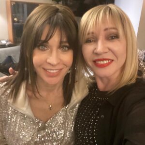 Alisa Mon Instagram - Мой «зайка» !!! ТАНЕЧКА!!! «ЛАПА» моя,.., дружбанская! Все время хочу ее пожать! Таких .., как ты, мало! Особенно в нашем, ...мире. Иванова - с Новым Годом!🤝🤝🤝❤️💎😍🎅🤶🎄🎄🎄🎁🙌🙌🙌✊💋💋💋💋💋💋💋💋💋💋💋