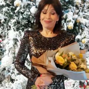 Alisa Mon Instagram - У ВАС НОВЫЙ  ГОД!!!! КАМЧАТКА!!! Я с ВАМИ!!! Спасибо за поддержку!!! Скоро встретимся!!!!🎅🤶💎❤️❤️❤️❤️❤️❤️❤️❤️❤️❤️❤️❤️🎼🎤💃💥💥💥💥💥💥💥