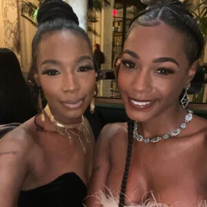 Alise Willis Instagram - Mea Culpa Premiere 🍿🎞️

The entire cast killed it. This movie is so sexy, and the ending caught me by surprise. Catch it on @netflix February 23rd, you won’t be disappointed 😉

Thank you @tylerperry and @netflix ♥️

#premiere #actress #tylerperry #netflix #nyc #redcarpet