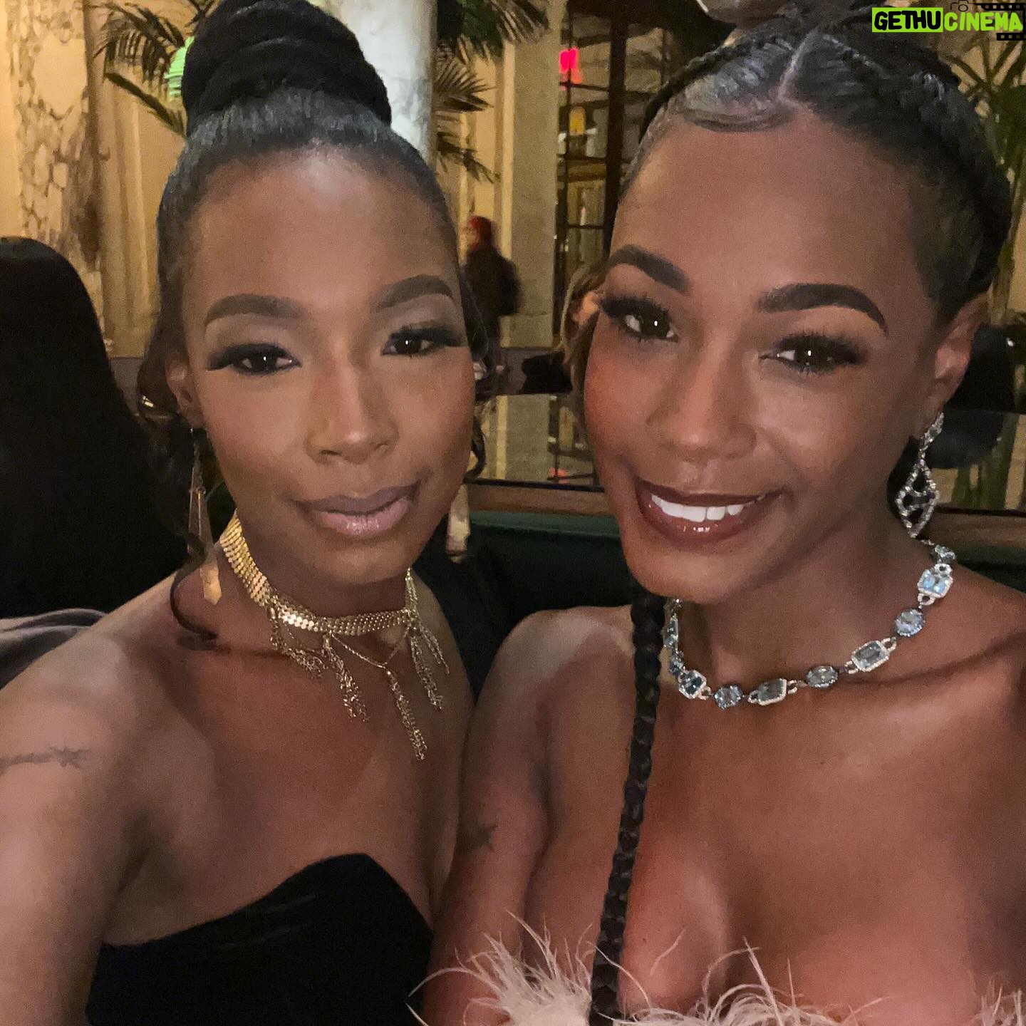 Alise Willis - 475 Likes - Mea Culpa Premiere 🍿🎞️
The entire cast killed it. This movie is so sexy, and the ending caught me by surprise. Catch it on @netflix February 23rd, you won’t be disappointed 😉
Thank you @tylerperry and @netflix ♥️
#premiere #actress #tylerperry #netflix #nyc #redcarpet