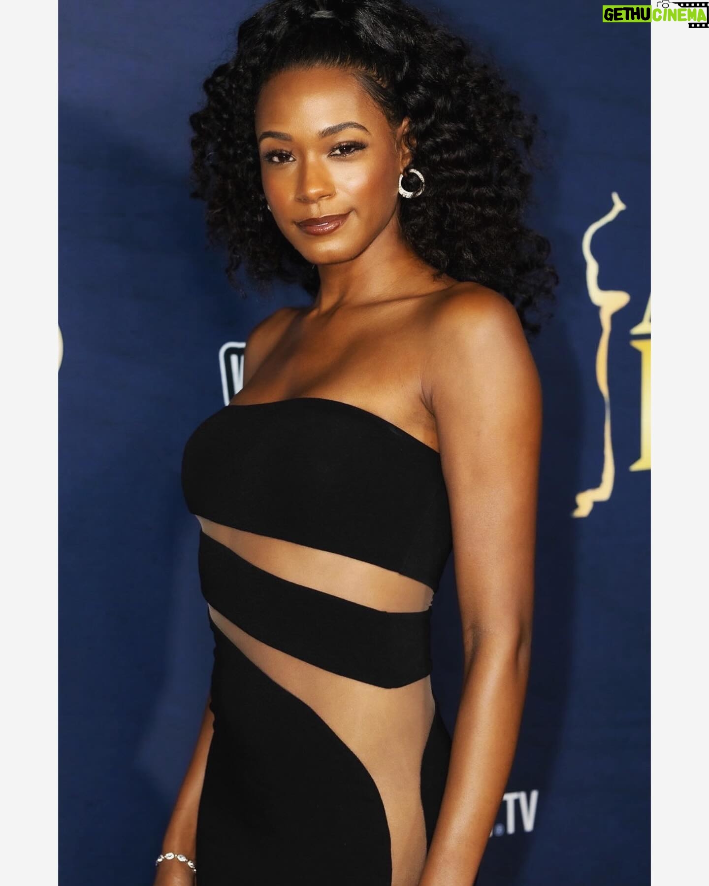 Alise Willis - 560 Likes - Pre-Oscar shenanigans❣️
#oscarweekend #losangeles #actress #redcarpet
📸- @fitzentertainment